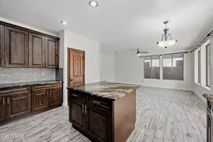 563 E Krista Way, Tempe, AZ 85284 - Photo 11