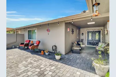 18414 N 104th Avenue, Sun City, AZ 85373 - Photo 3