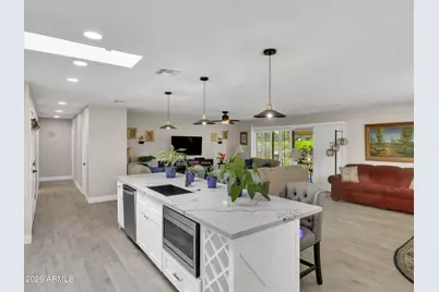 18414 N 104th Avenue, Sun City, AZ 85373 - Photo 11