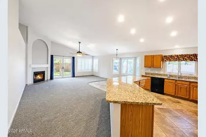4438 W Calle Lejos Lane, Glendale, AZ 85310 - Photo 5