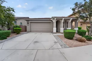 21812 S 204th St, Queen Creek, AZ 85142 - Photo 1