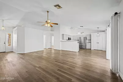 938 S San Joaquin Court, Gilbert, AZ 85296 - Photo 5