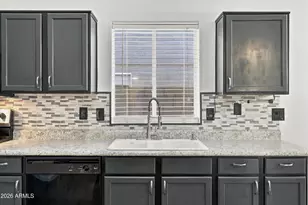 304 E Gardenia Dr, Avondale, AZ 85323 - Photo 17