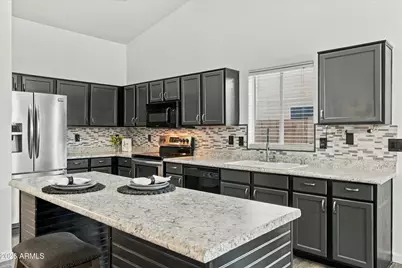 304 E Gardenia Drive, Avondale, AZ 85323 - Photo 3
