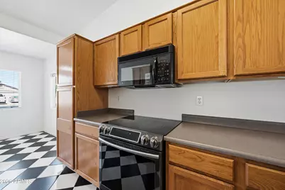 10469 W Granada Road, Avondale, AZ 85323 - Photo 9