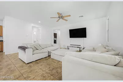 44395 W Bailey Drive, Maricopa, AZ 85138 - Photo 9
