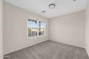 2321 E Chanute Pass, Phoenix, AZ 85040 - Photo 19