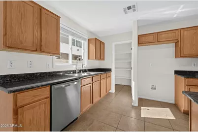 2321 E Chanute Pass, Phoenix, AZ 85040 - Photo 11