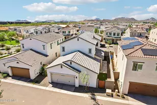 26327 N 22nd Dr, Phoenix, AZ 85085 - Photo 33