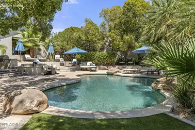 5209 N 63rd Place, Paradise Valley, AZ 85253 - Photo 5