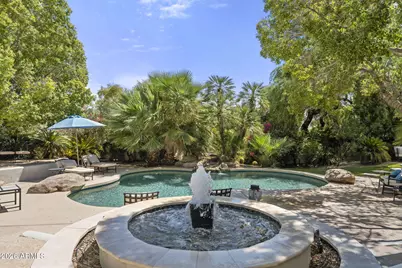 5209 N 63rd Place, Paradise Valley, AZ 85253 - Photo 17