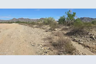 23218 W Portland Street #-, Buckeye, AZ 85396 - Photo 17