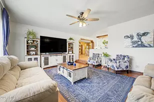 2402 W Roughrider Rd, New River, AZ 85087 - Photo 15