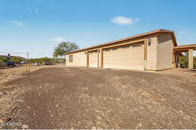 2402 W Roughrider Road, New River, AZ 85087 - Photo 7