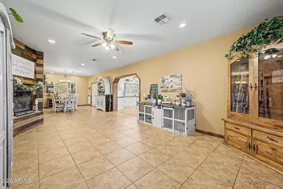 2402 W Roughrider Road, New River, AZ 85087 - Photo 9