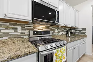1105 W Spur Dr, Phoenix, AZ 85085 - Photo 21