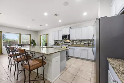 1105 W Spur Drive, Phoenix, AZ 85085 - Photo 17