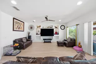 1105 W Spur Dr, Phoenix, AZ 85085 - Photo 13