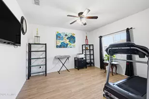 1105 W Spur Dr, Phoenix, AZ 85085 - Photo 9