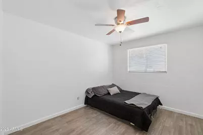 5624 N 30th Drive, Phoenix, AZ 85017 - Photo 11