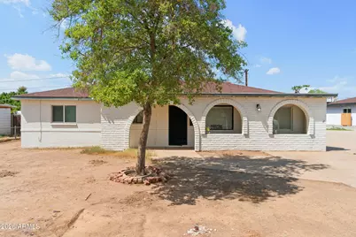 5624 N 30th Drive, Phoenix, AZ 85017 - Photo 1