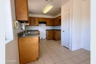 9828 W Lapaz Lane, Arizona City, AZ 85123 - Photo 7