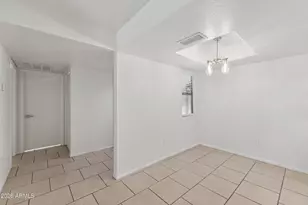 2146 W Isabella Ave, Mesa, AZ 85202 - Photo 7