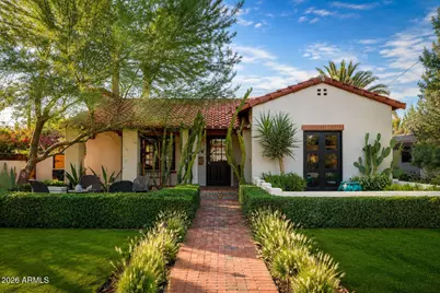 61 W Wilshire Drive, Phoenix, AZ 85003 - Photo 1