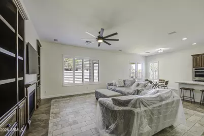 128 E Caribbean Drive, Casa Grande, AZ 85122 - Photo 9