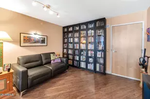4808 N 24th St, Phoenix, AZ 85016 - Photo 9