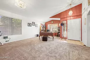 2070 E Fairview St, Chandler, AZ 85225 - Photo 9