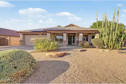 2070 E Fairview Street, Chandler, AZ 85225 - Photo 1