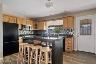 449 E Continental Dr, Tempe, AZ 85288 - Photo 7