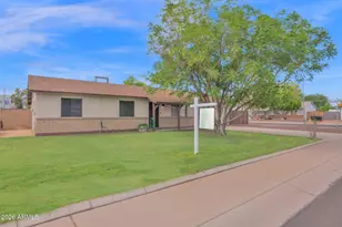 12036 N 41st Dr, Phoenix, AZ 85029 - Photo 31