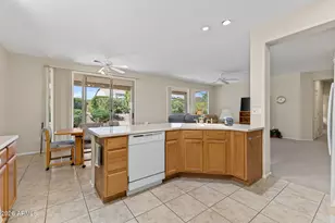 16236 W Scarlet Canyon Dr, Surprise, AZ 85374 - Photo 5
