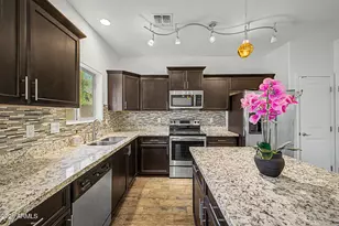 3345 E Pinchot Ave, Phoenix, AZ 85018 - Photo 11