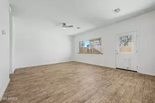 3345 E Pinchot Ave, Phoenix, AZ 85018 - Photo 9