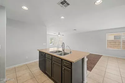 32974 N Sandstone Drive, San Tan Valley, AZ 85143 - Photo 3