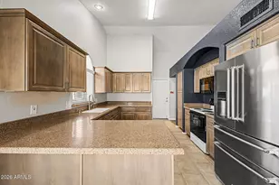 19020 N 73rd Ln, Glendale, AZ 85308 - Photo 11