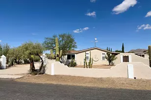 23895 W Cannon Dr, Congress, AZ 85332 - Photo 5