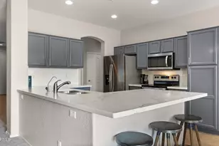 3605 E Meadowview Dr, Gilbert, AZ 85298 - Photo 3