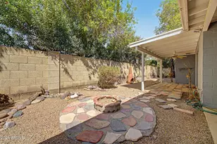 130 E Campo Bello Dr, Phoenix, AZ 85022 - Photo 23