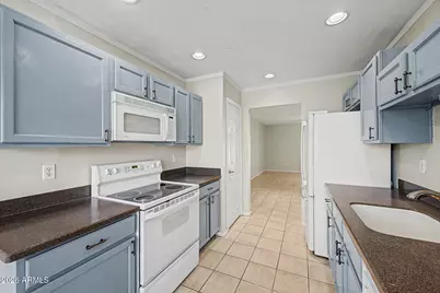 130 E Campo Bello Drive, Phoenix, AZ 85022 - Photo 9