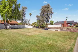 130 E Campo Bello Dr, Phoenix, AZ 85022 - Photo 27
