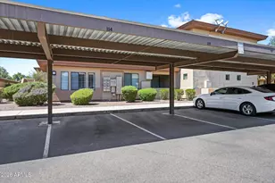 3330 S Gilbert Rd, Chandler, AZ 85286 - Photo 35
