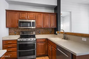 3330 S Gilbert Rd, Chandler, AZ 85286 - Photo 7