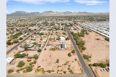970 W Roosevelt Street #2, Apache Junction, AZ 85119 - Photo 9