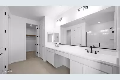 13407 W Rowel Road, Peoria, AZ 85383 - Photo 11