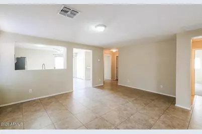114 E Beth Drive, Phoenix, AZ 85042 - Photo 3