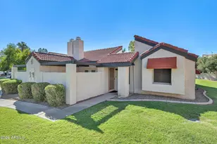 907 S Lola Ln, Tempe, AZ 85281 - Photo 1